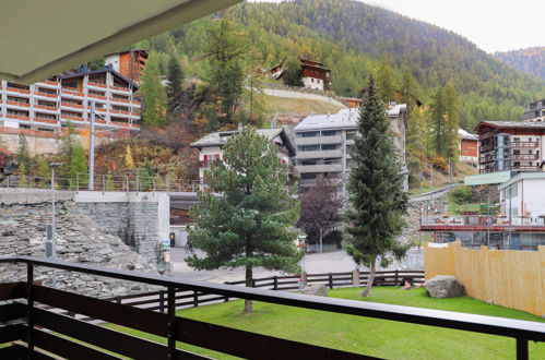 Photo 13 - Appartement en Zermatt avec jardin