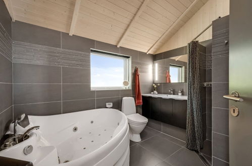 Foto 16 - Casa con 4 camere da letto a Blåvand con terrazza e sauna