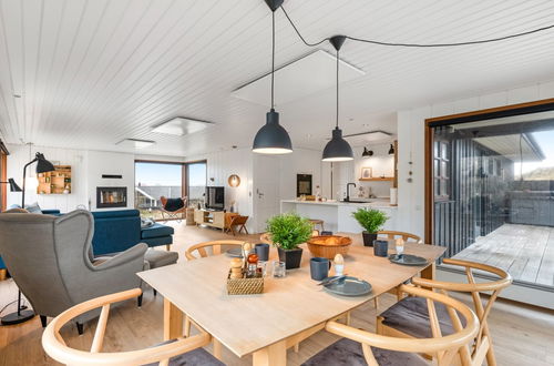 Foto 38 - Casa de 3 quartos em Hvide Sande com terraço e banheira de hidromassagem