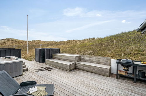 Photo 27 - Maison de 3 chambres à Hvide Sande avec terrasse et bain à remous