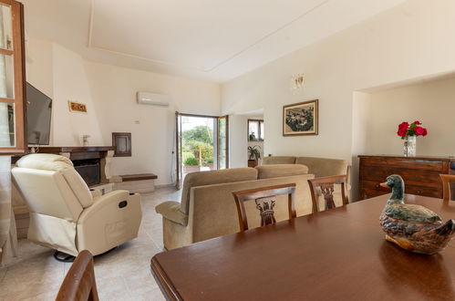 Photo 11 - 2 bedroom House in Roccastrada with private pool and garden