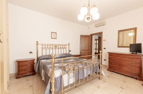 Photo 16 - 2 bedroom House in Roccastrada with private pool and garden