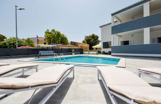 Photo 3 - Appartement de 3 chambres à Pašman avec piscine privée et vues à la mer