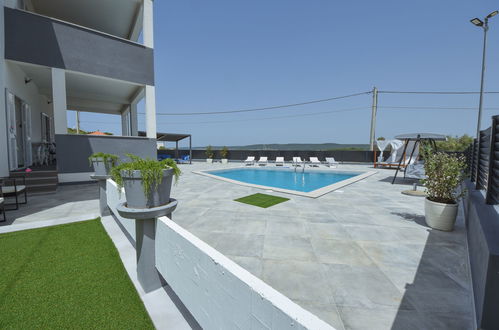 Photo 26 - 3 bedroom Apartment in Pašman with private pool and sea view