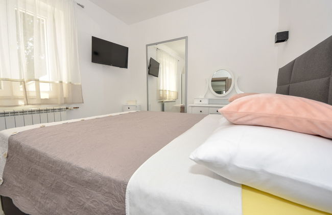 Apartamento de 4 quartos em Pašman com piscina privada e jardim - Foto 22