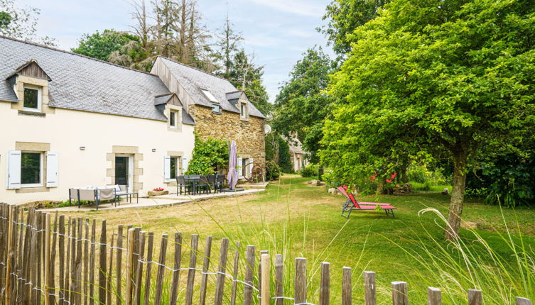 Photo 1 - Maison de 3 chambres à Peumerit avec jardin et vues à la mer