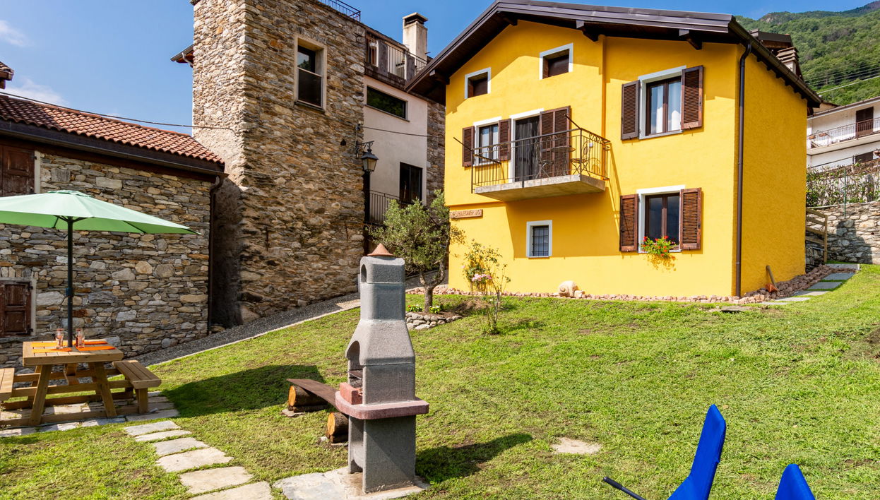 Haus mit 2 Schlafzimmern in Sorico mit garten und terrasse - Foto 1