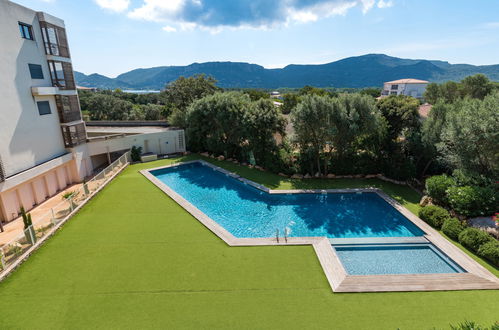 Foto 1 - Appartamento con 2 camere da letto a Porto-Vecchio con piscina e vista mare