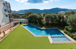 Foto 1 - Apartamento de 2 habitaciones en Porto-Vecchio con piscina y vistas al mar