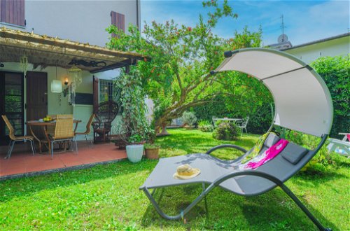Foto 2 - Apartamento de 2 quartos em Pietrasanta com jardim e vistas do mar