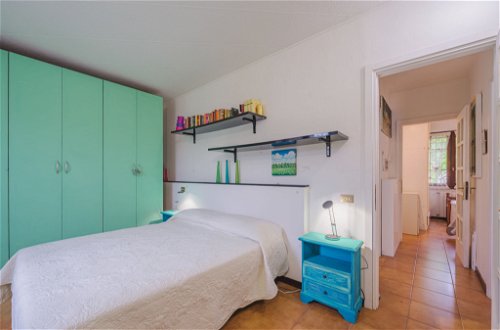 Photo 9 - Appartement de 2 chambres à Pietrasanta avec jardin et vues à la mer