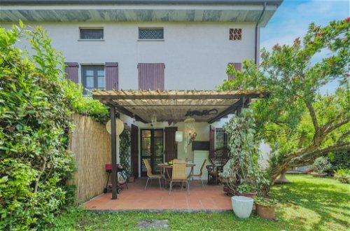 Foto 15 - Appartamento con 2 camere da letto a Pietrasanta con giardino e vista mare