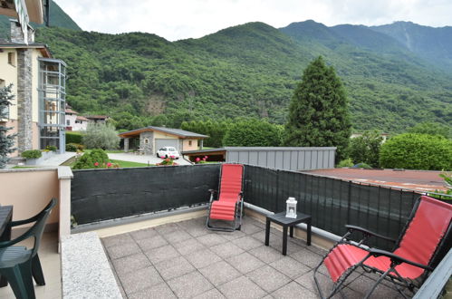 Foto 5 - Apartamento de 2 habitaciones en Delebio con terraza y vistas a la montaña