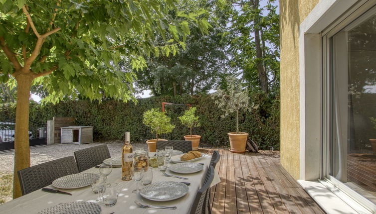 Photo 1 - Maison de 3 chambres à Saint-Cyr-sur-Mer avec jardin et vues à la mer