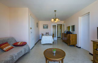Foto 3 - Apartamento de 2 quartos em Narbonne com vistas do mar