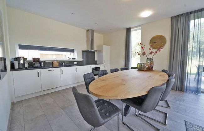 Casa de 6 quartos em Biddinghuizen com piscina e terraço - Foto 1
