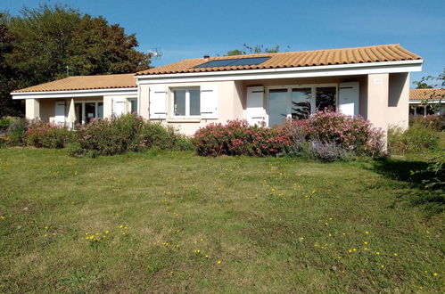 Photo 32 - Maison de 2 chambres à Prailles-La Couarde avec piscine et terrasse