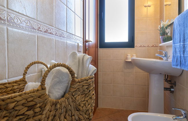 Apartamento de 3 quartos em Trinità d'Agultu e Vignola com piscina e jardim - Foto 13