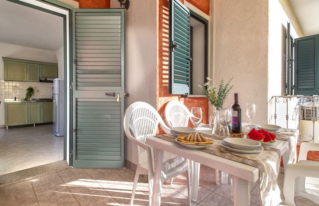Apartamento de 3 quartos em Trinità d'Agultu e Vignola com piscina e jardim - Foto 22