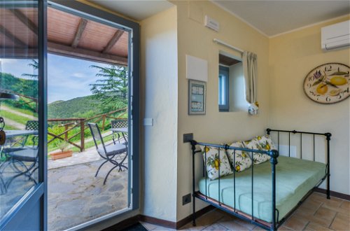 Photo 9 - Maison de 2 chambres à Castagneto Carducci avec piscine et vues à la mer