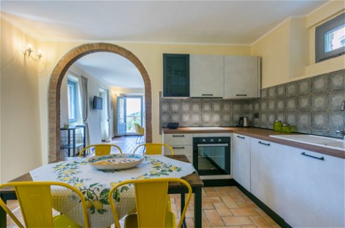 Foto 13 - Casa de 2 quartos em Castagneto Carducci com piscina e vistas do mar