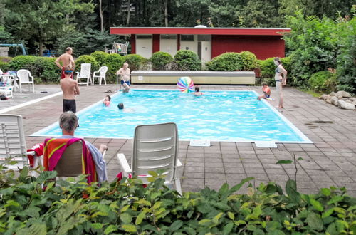 Photo 20 - Maison de 2 chambres à Dwingeloo avec piscine et terrasse