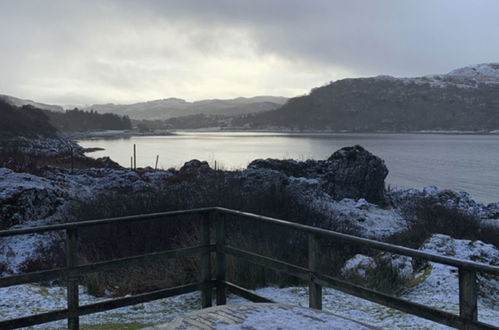 Photo 13 - 2 bedroom Apartment in Oban with mountain view