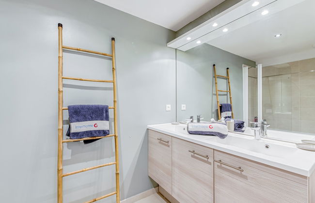 Apartamento de 2 quartos em Cavalaire-sur-Mer com piscina e jardim - Foto 14