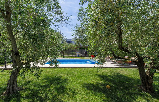 Apartamento de 3 quartos em Novigrad com piscina privada e jardim - Foto 37
