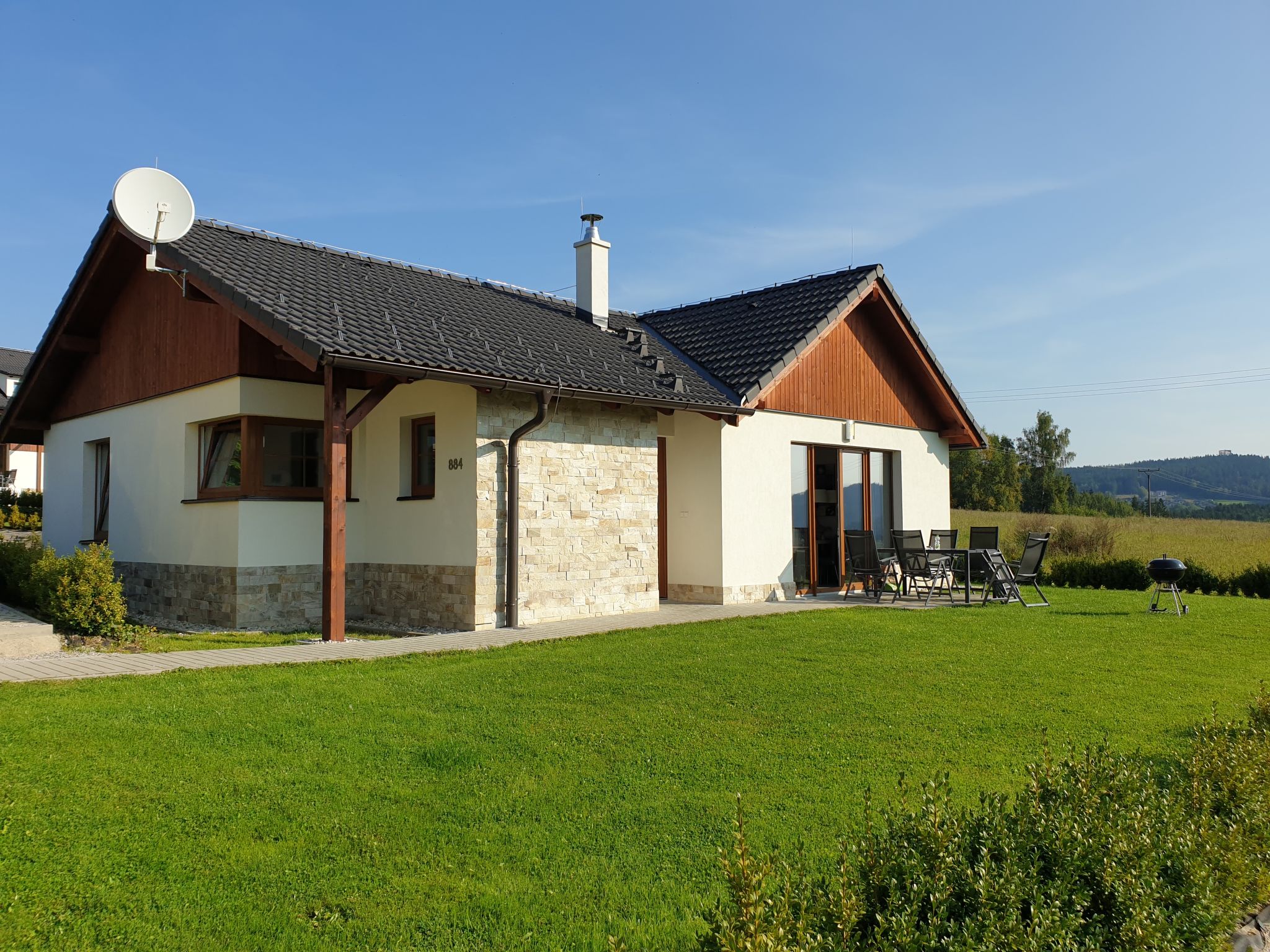 Foto 1 - Casa de 3 quartos em Lipno nad Vltavou com jardim e vista para a montanha