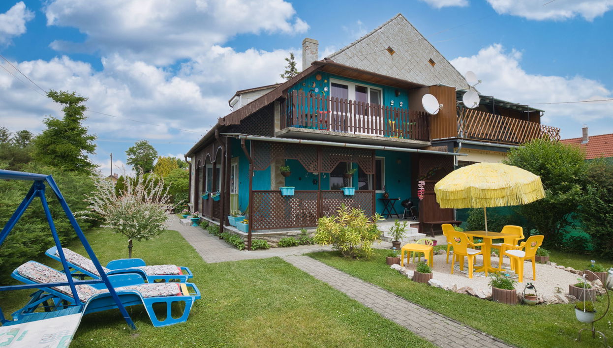 Apartamento de 2 quartos em Balatonkeresztúr com jardim e terraço - Foto 1