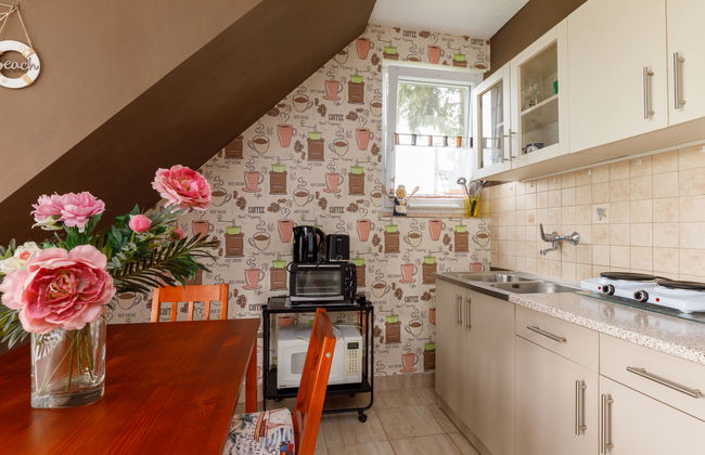 Apartamento de 2 quartos em Balatonkeresztúr com jardim e terraço - Foto 12