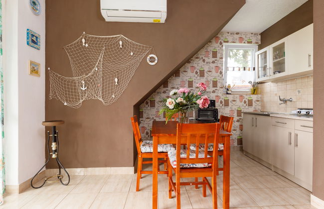 Apartamento de 2 quartos em Balatonkeresztúr com jardim e terraço - Foto 13
