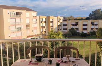 Foto 2 - Apartamento de 1 quarto em Le Grau-du-Roi com piscina e terraço