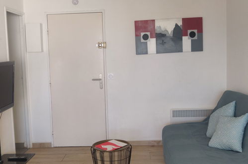 Photo 3 - 1 bedroom Apartment in Le Grau-du-Roi with swimming pool and terrace