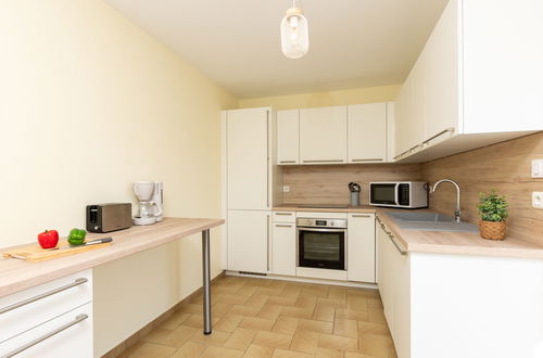 Photo 2 - 5 bedroom House in Cherrueix with terrace