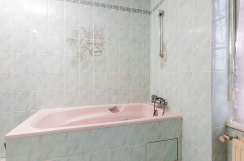 Photo 21 - 5 bedroom House in Cherrueix with terrace