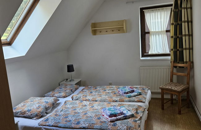 Casa de 3 quartos em Stárkov com piscina e jardim - Foto 4