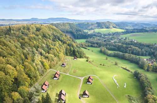 Foto 44 - Haus mit 3 Schlafzimmern in Stárkov mit schwimmbad und garten