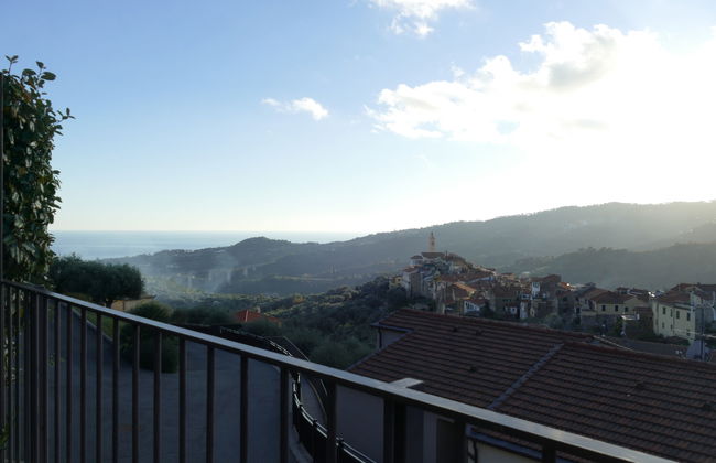 Apartamento de 2 quartos em Civezza com piscina e jardim - Foto 8