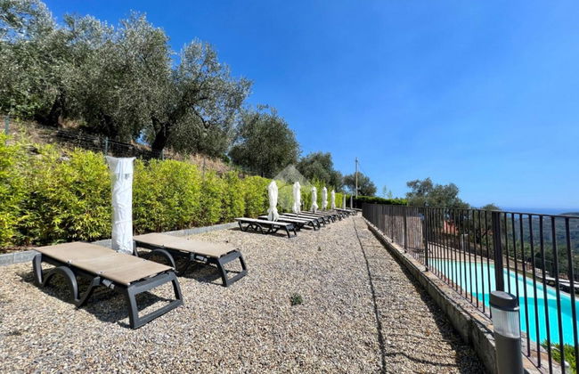 Apartamento de 2 quartos em Civezza com piscina e jardim - Foto 4