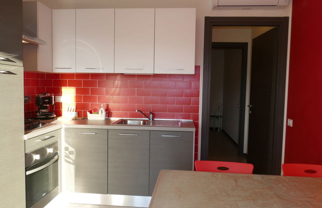 Apartamento de 2 quartos em Civezza com piscina e jardim - Foto 3