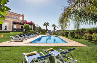 Photo 1 - 6 bedroom House in Albufeira with private pool and garden