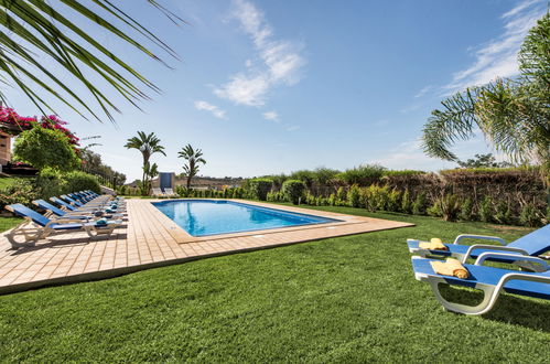 Foto 42 - Casa de 6 habitaciones en Albufeira con piscina privada y jardín