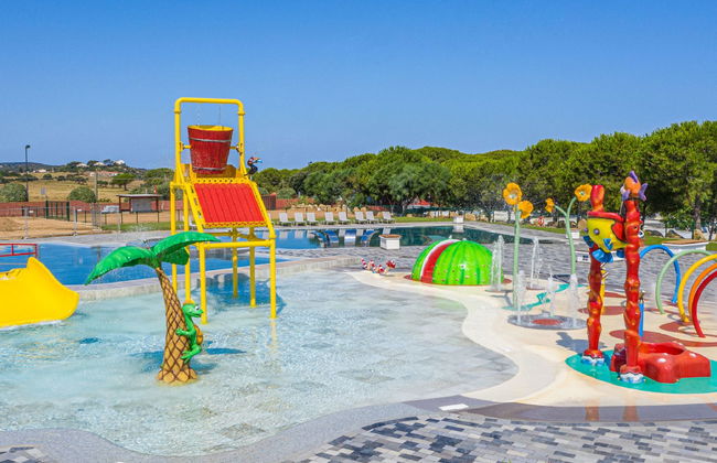 Casa de 4 quartos em Aglientu com piscina e terraço - Foto 5