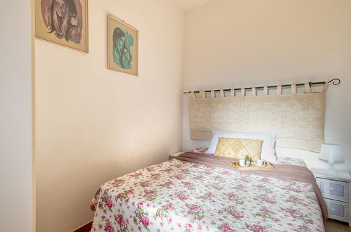 Foto 5 - Appartamento con 1 camera da letto a Golfo Aranci con giardino e vista mare