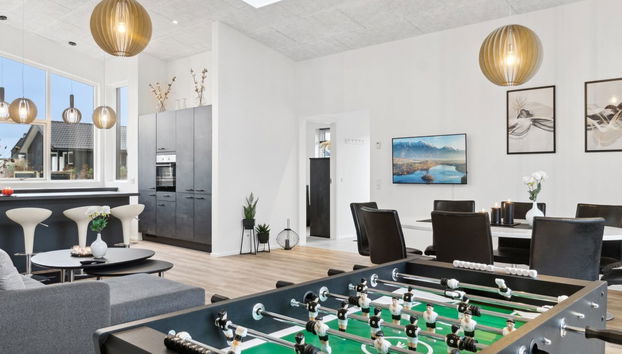 5 bedroom House in Odder with terrace and hot tub - Photo 4