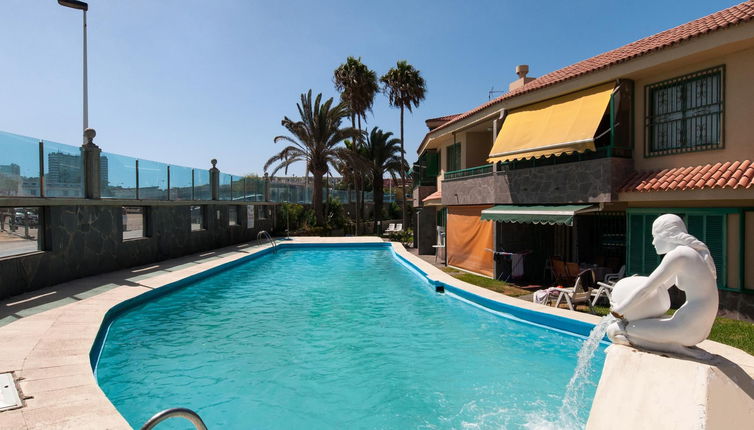 Photo 1 - Appartement de 2 chambres à San Bartolomé de Tirajana avec piscine et vues à la mer