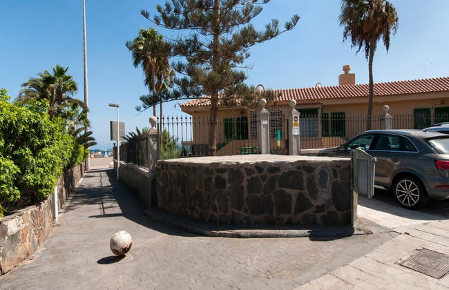 2 bedroom Apartment in San Bartolomé de Tirajana with swimming pool and terrace - Photo 19