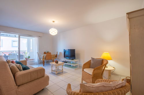 Photo 6 - 2 bedroom Apartment in Cavalaire-sur-Mer with terrace